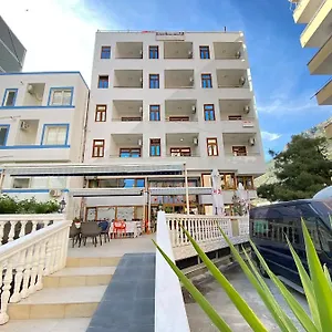 Szálloda Hotel Shqiponja